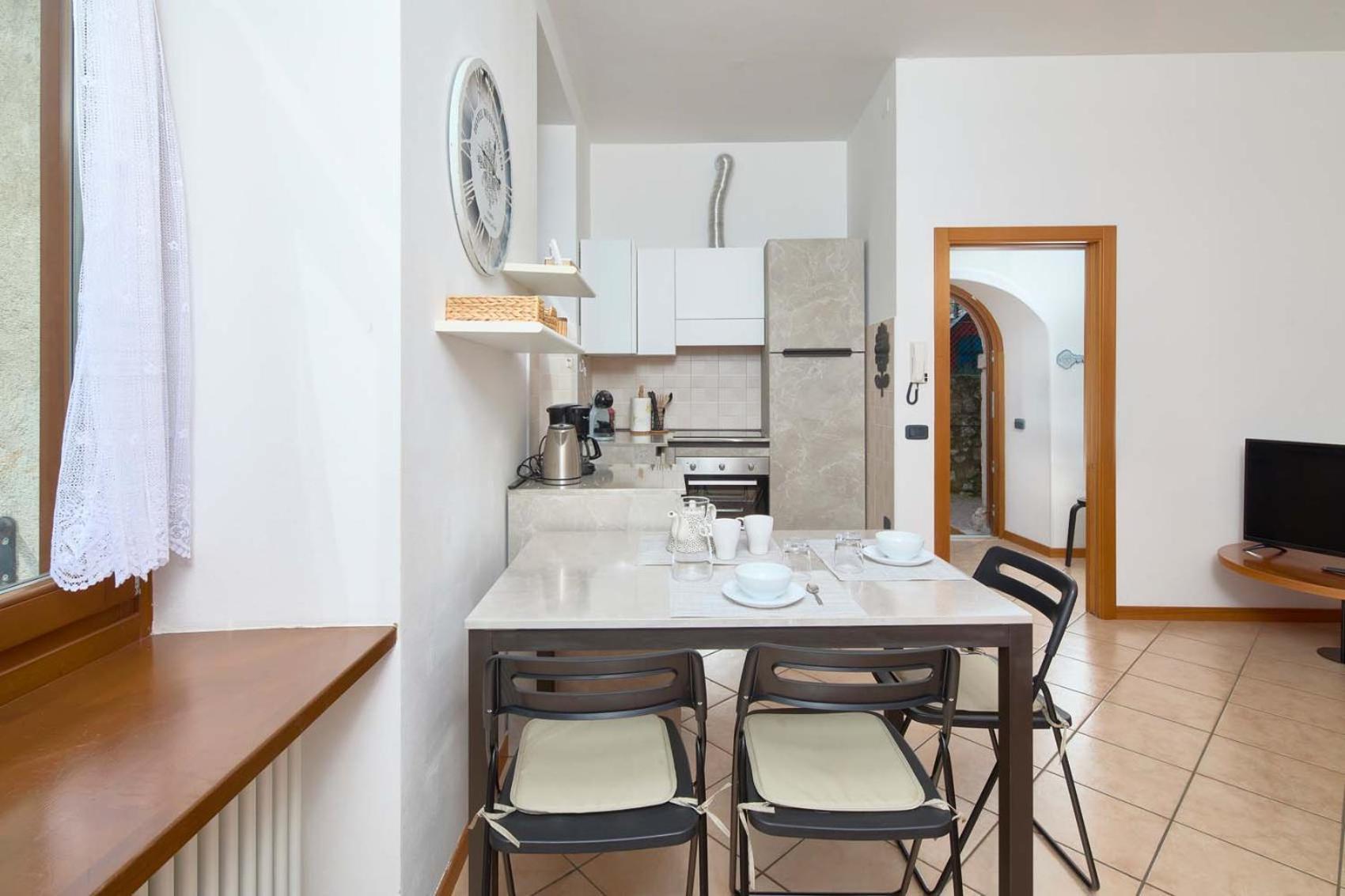 Appartamento Ania Vista Castello Tenno Ngoại thất bức ảnh