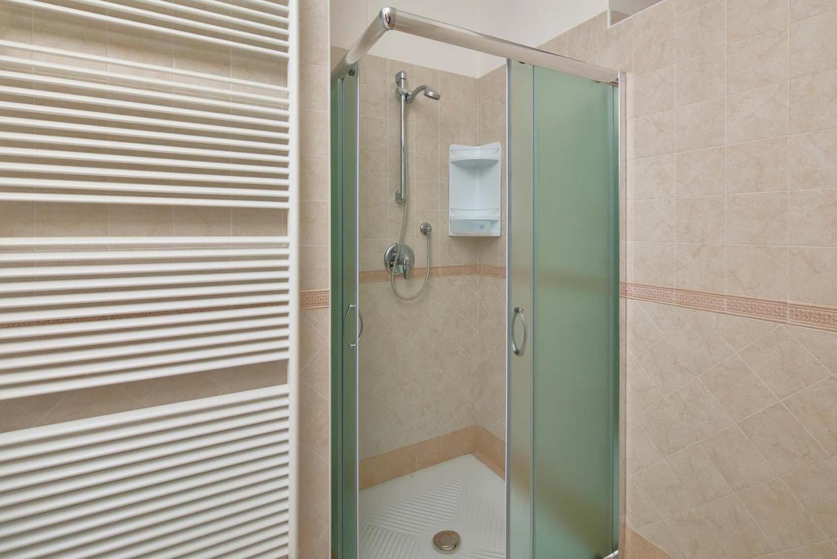 Appartamento Ania Vista Castello Tenno Ngoại thất bức ảnh